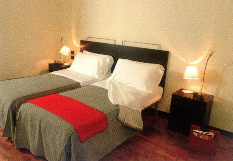 Saurus Hotel Altamura Δωμάτιο φωτογραφία